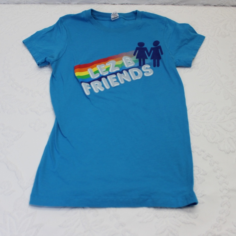 Lez B Friends Tshirt Size Small